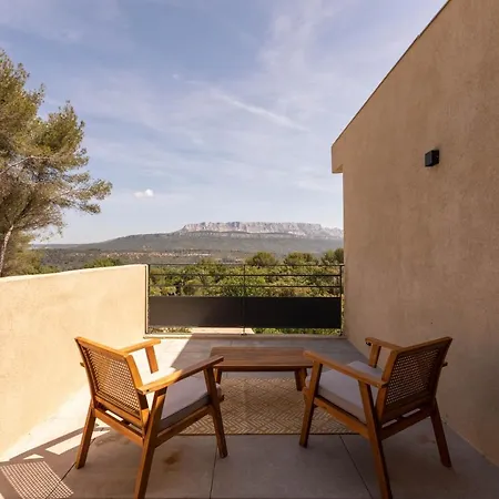 Alex Lodge Sud Bastide Sainte Victoire 10 min Aix 25 min Cassis-3